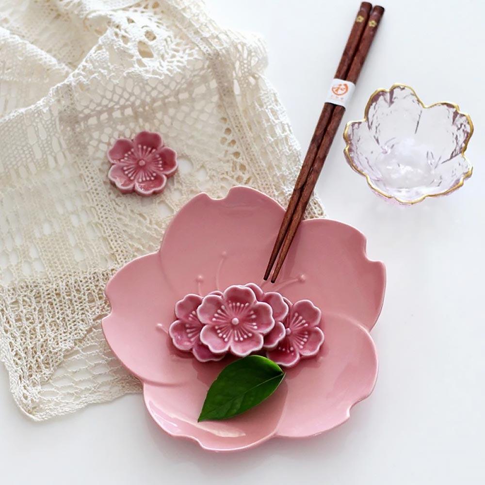 Ceramic Cherry Blossom Chopsticks Holder (Pink) Ceramic Cherry Blossom Chopsticks Holder (Pink)