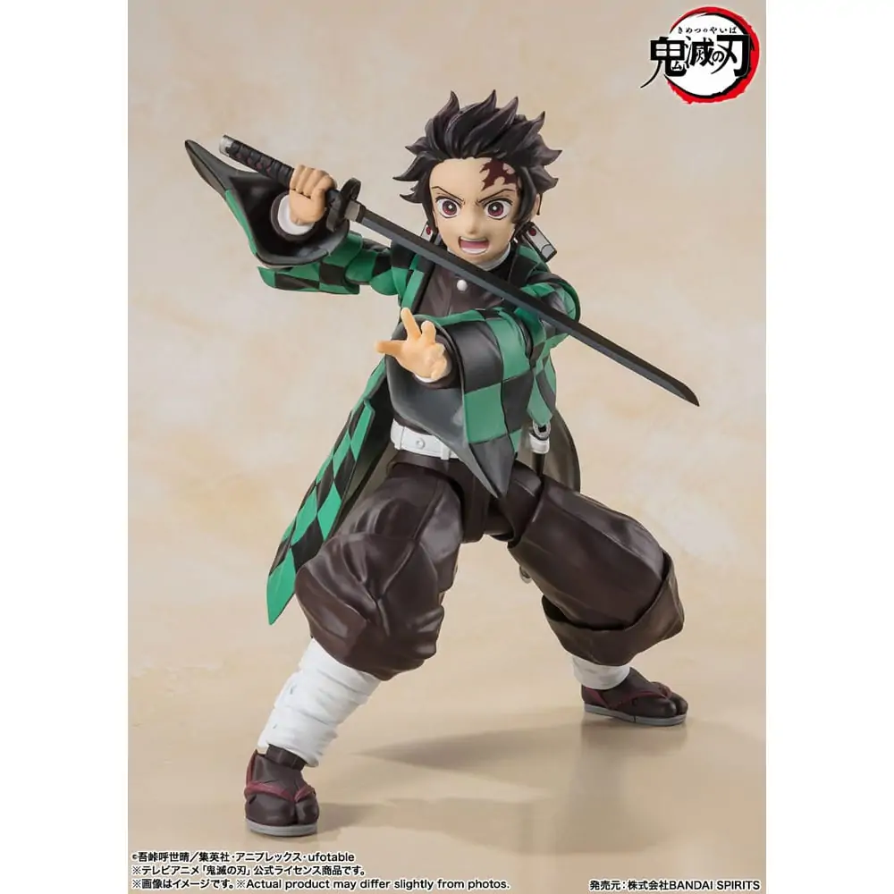 Demon Slayer Tanjiro Kamado SHF 14cm Demon Slayer Tanjiro Kamado SHF 14cm